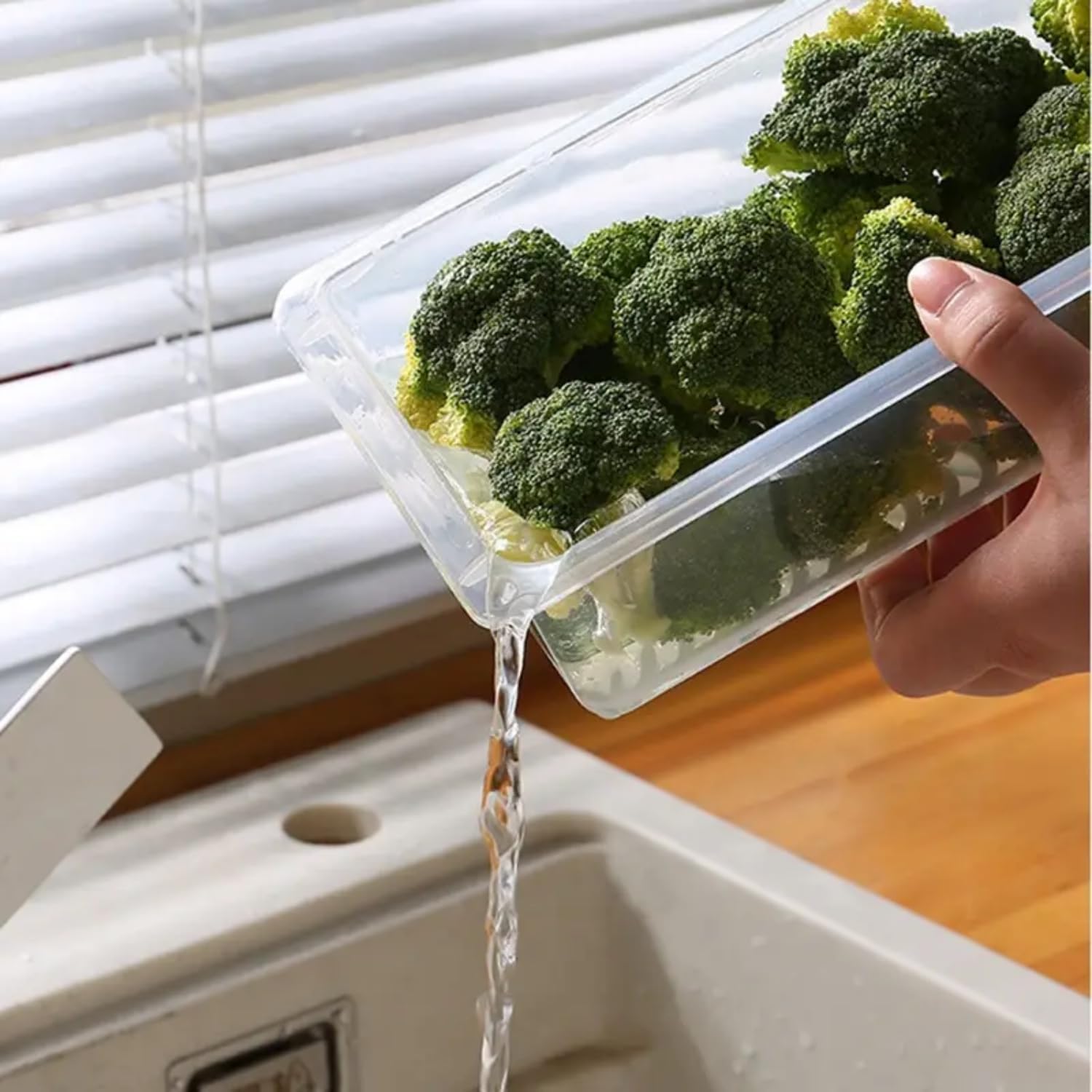 Homifly 1500ML Fridge Storage Containers Set of 6 with Removable Drain Plate & Lid | Leak-Proof Stackable Refrigerator Organizer Boxes for Vegetables, Fruits, Snacks|BPA Free, Easy to Clean& Reusable